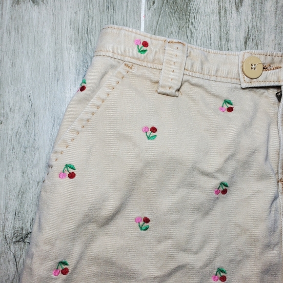 GAP Kids Khaki Cherry Embroidered Skirt Size 14 - Picture 3 of 11